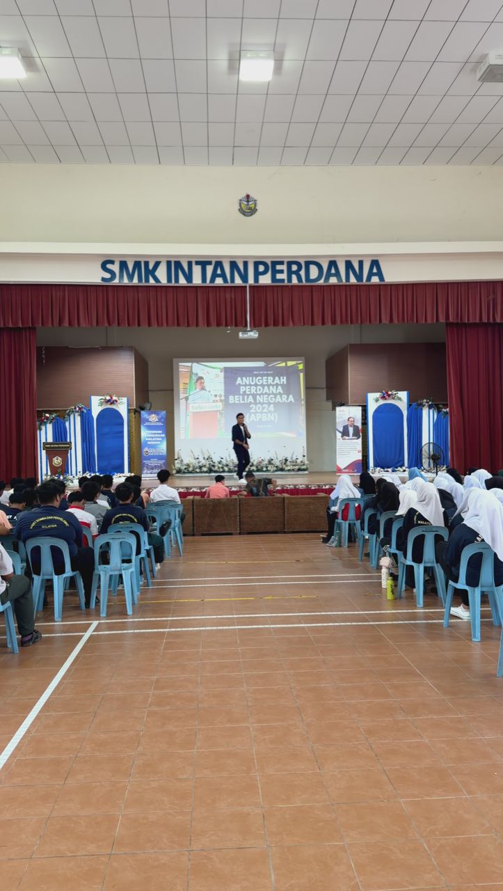 TALK KERJAYA ESPORT DAN PEMBANGUNAN BELIA DI SMK INTAN PERDANA